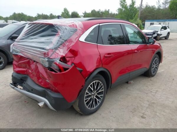 Ford Escape PHEV – 2024 (w transporcie do Polski) - obrazek 3