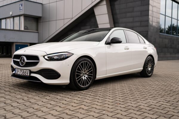 Mercedes-Benz C 300d 4MATIC Avantgarde – 2023