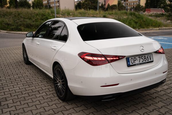 Mercedes-Benz C 300d 4MATIC Avantgarde – 2023 - obrazek 3