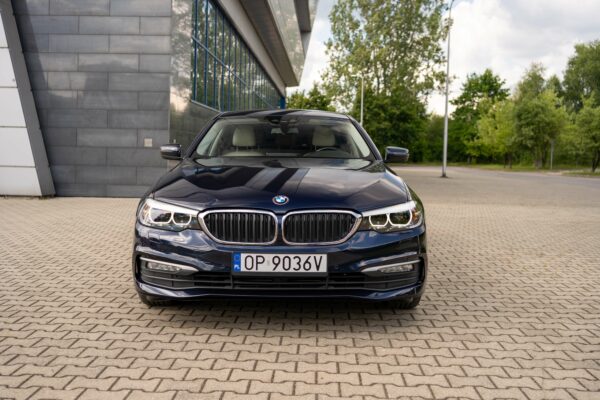 BMW Seria 5 G30 520d Luxury Line – 2017 - obrazek 3