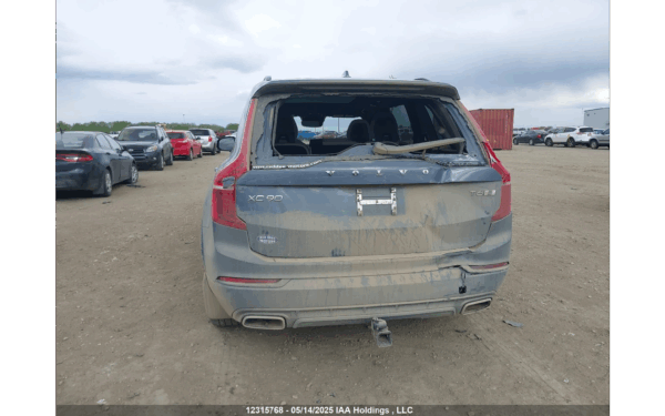 Volvo XC90 T6 R-Design (7-osobowe) – 2020 - obrazek 5